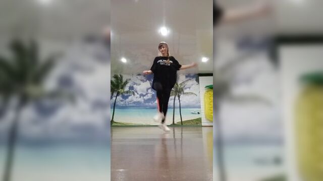 Шаффл двигай телом