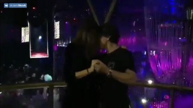 Шахрукх кхан и анушка шарма в ночном клубе cavalli (дубай)