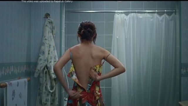 Слепую девочку пытается изнасиловать друг мужа пока она голая , сцена из фильма asian japan china korea celebrity nude movie изн