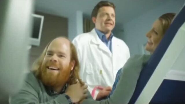 Ultrason kontrolünde doktor kadını kocasından gizli sikti | türkçe altyazılı