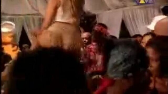 R kelly ft jay-z - fiesta remix (nude version)