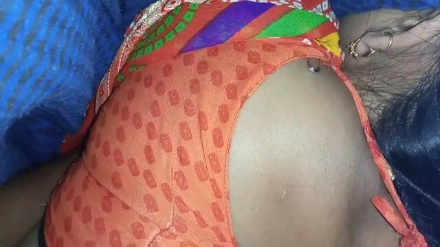 Soyi hue sauteli maa ke piche se dhood dabaye free porn 4f xhamster.mp4