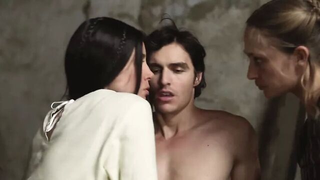 Alison brie, aubrey plaza, kate micucci, etc - little hours