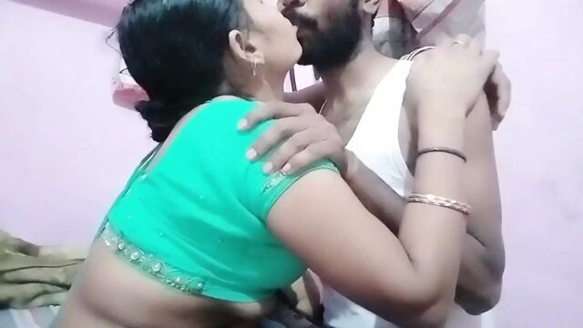 Shaving indian wife to be ready to fuck her