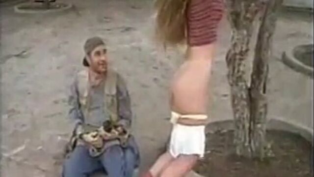 Принудительное публичное обнажение как наказание