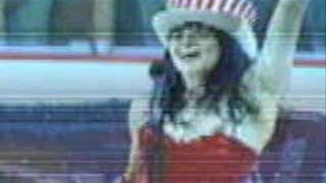 Lucy lawless infamous nip slip