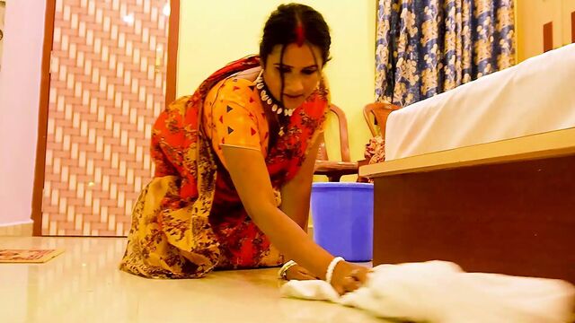 Sexy kambali bi fucked by her own boss hardly