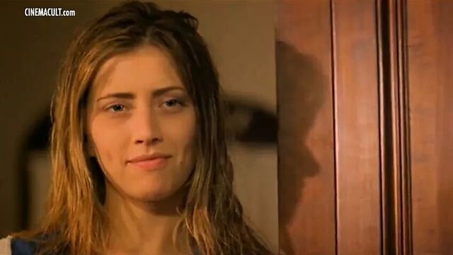 Loredana cannata nude from la donna lupo