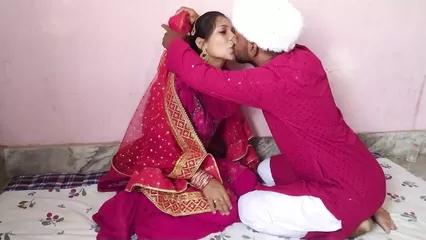 Sexy Video Suhagrat Muslim - Up coming desi muslim couple suhagraat chudai video - yoururfi honeymoon sex  â€” porn video online