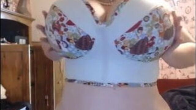 Penny underbust fanservice friday: custom bra