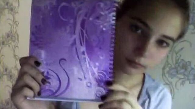 Пришла после школы и было скучно :d