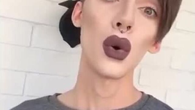 Что такое котакбас??