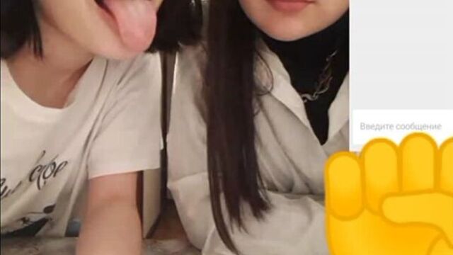 Слитое из видеочата 18+, чат рулетка, omegle, chat, videochat, porn, sex masturbation,girl.milf,teen,киска.пошлая.шалит