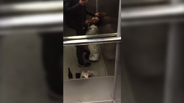 Зарычал, когда девушка проглатила сперму