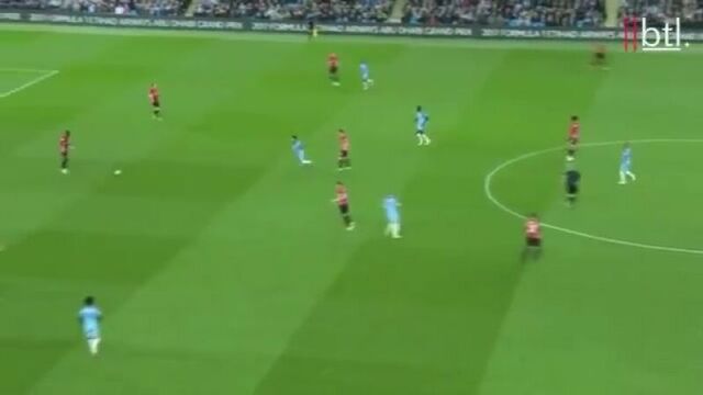 Эрик байи в матче с манчестер сити