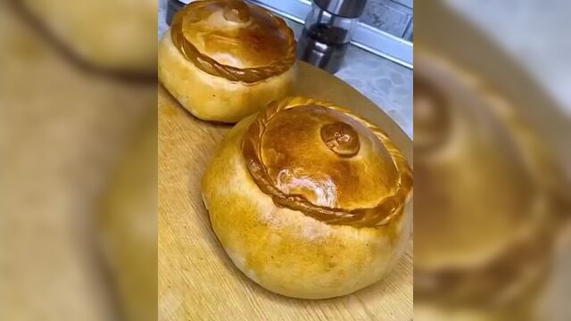 Жаркое в съедобном горшочке