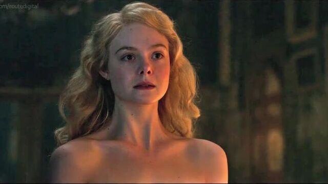 Elle fanning nude - the great s01e01 (2020) watch online / эль фаннинг - великая