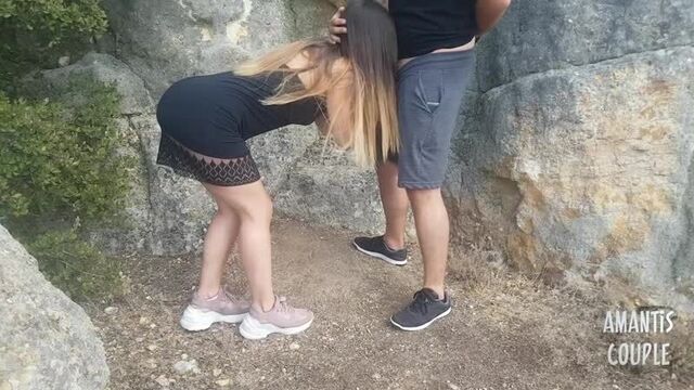 Молодую стройную на улице во все дырки (порно домашнее орал минет анал жесткое молодые попка раком члены частное толпой) 18+