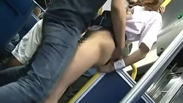 Секс член кончает порно