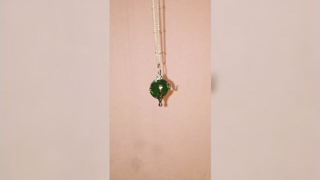 Мини-кулон сердце кондракара с зелёной сферой