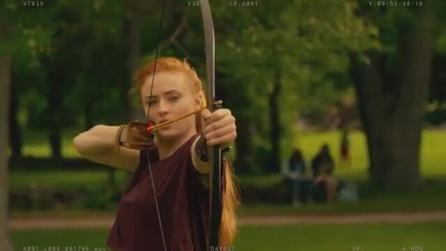 Джин грей а.к.а китнисс эвердин / люди икс: апокалипсис удаленная сцена