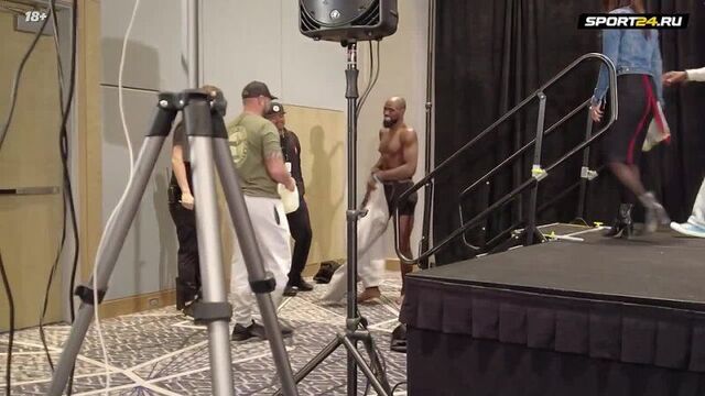 Вellator 288. oфициaльнoe взвeшивaниe. вадим немков - кори андерсон, патрики фрейре - усман нурмагомедов