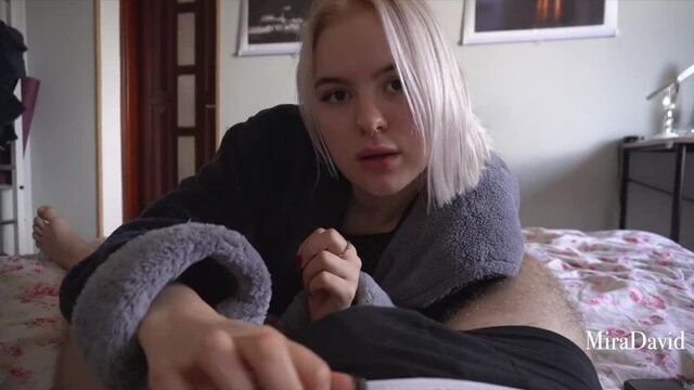 Секс с блондинкой ранним утром пока все спят (блондинки, домашнее, молодые, от первого лица - pov)