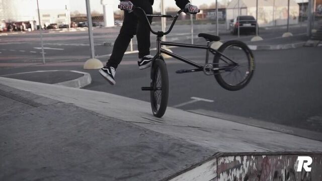 Как сделать футджем тейлвип на bmx (how to footjam tailwhip bmx).mp4