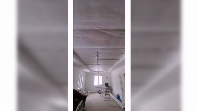 Двухуровневый, ниша, обход полки с упором в потолок