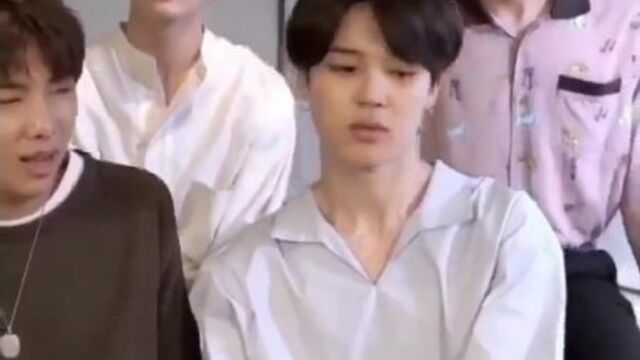 Чимин хотел сказать "фаер", но намджун его опередил