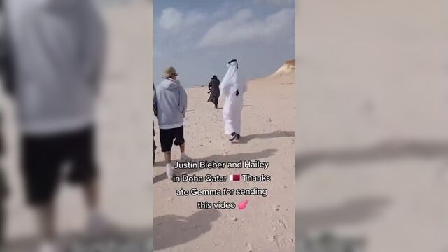 3 декабря: хейли и джастин бибер в дохе, катар.