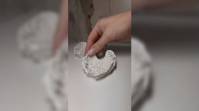 Белые крылья с блёстками