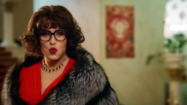 Прабабушка легкого поведения - уже вовсю идет в кино