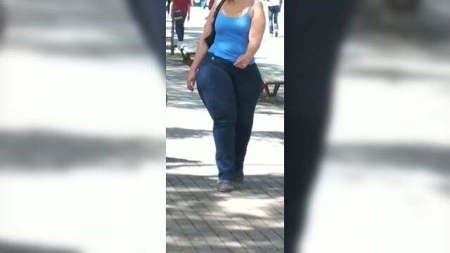 Big wide hips azz | pawg _ vk.com/pawgw