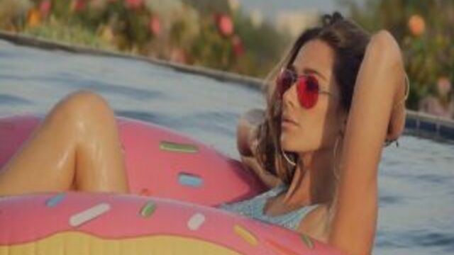 Maggie may playboy _ градусы – голая